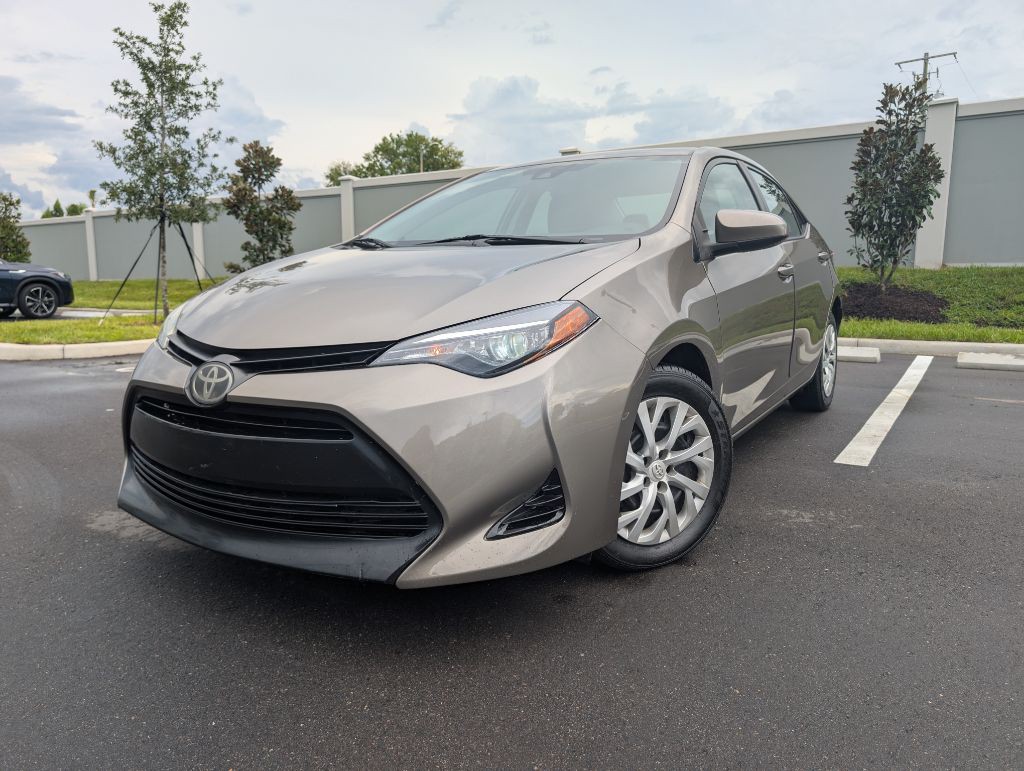 2019 Toyota Corolla Image 1