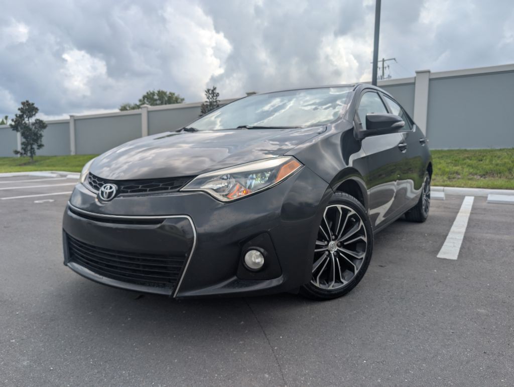 2014 Toyota Corolla Image 1