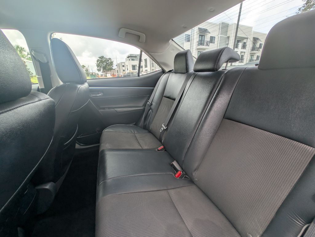 2014 Toyota Corolla Image 19