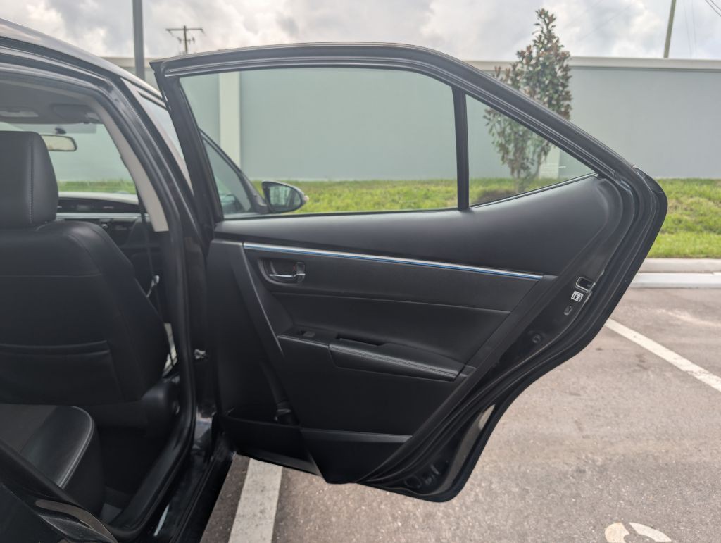 2014 Toyota Corolla Image 20