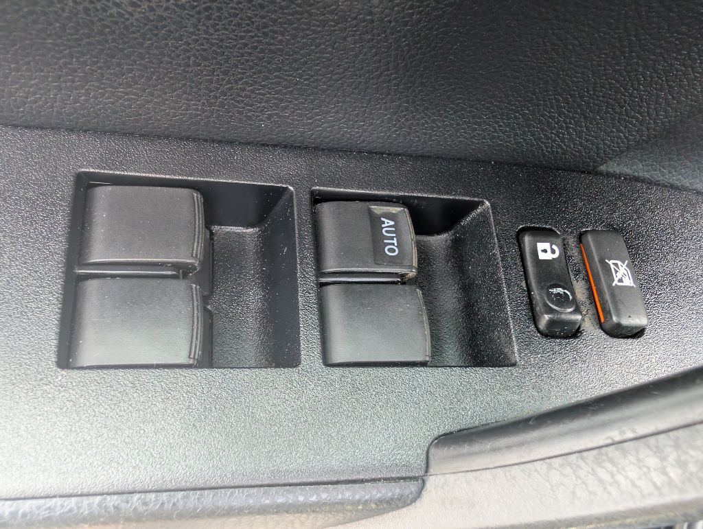 2014 Toyota Corolla Image 26