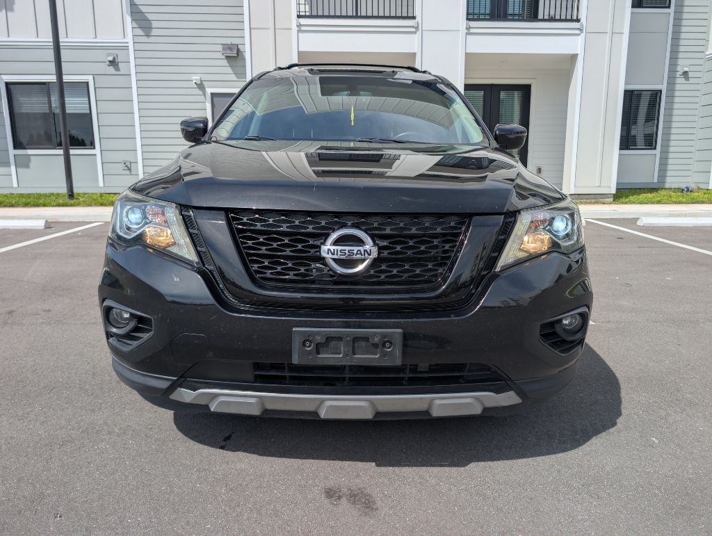 2019 Nissan Pathfinder Image 2