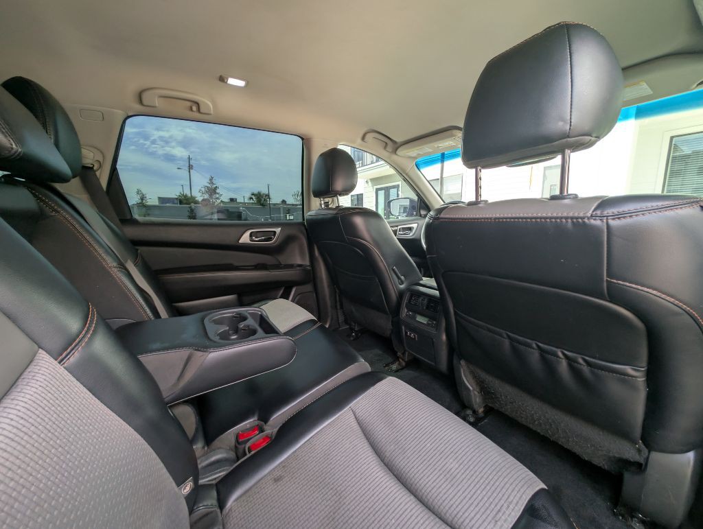2019 Nissan Pathfinder Image 25