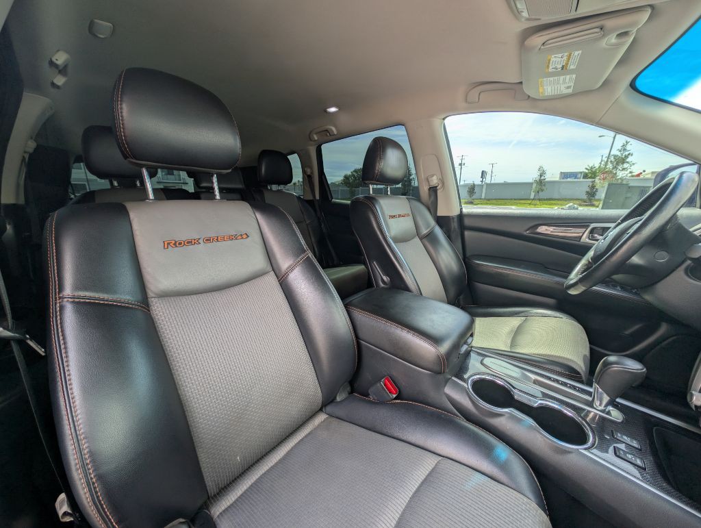 2019 Nissan Pathfinder Image 30