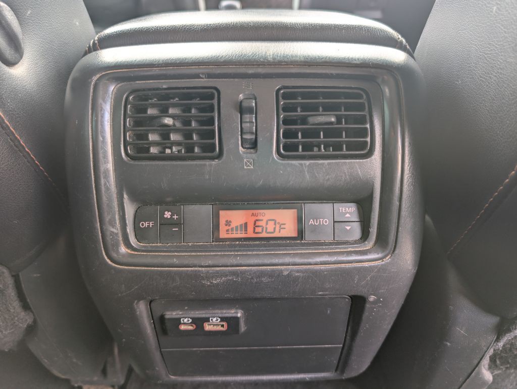 2019 Nissan Pathfinder Image 32