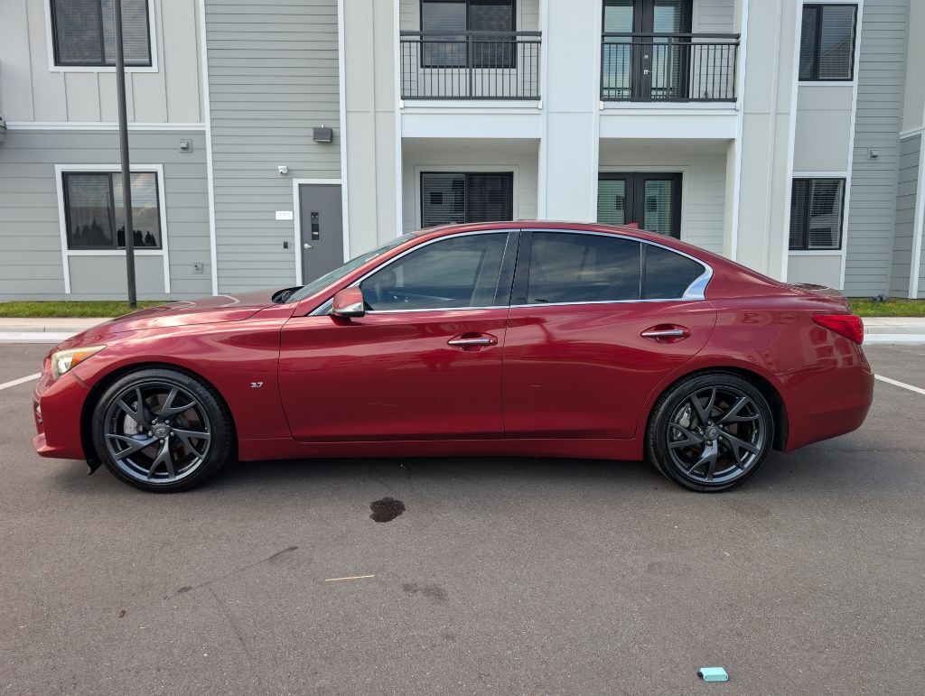 2015 INFINITI Q50 Image 5