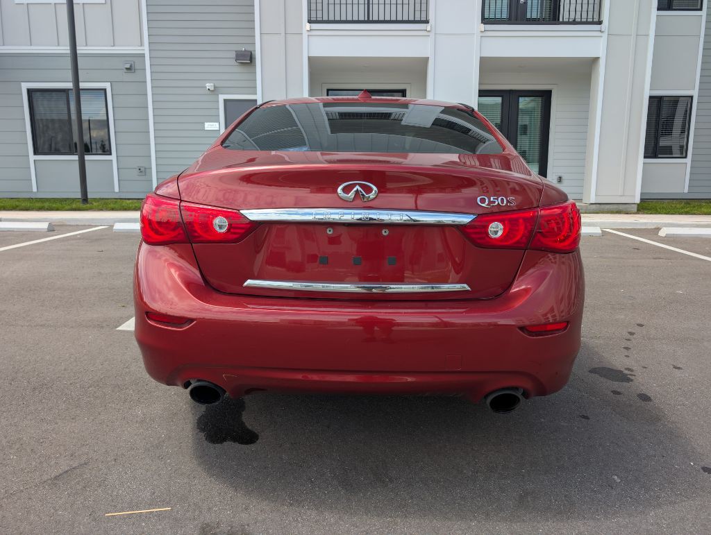 2015 INFINITI Q50 Image 8