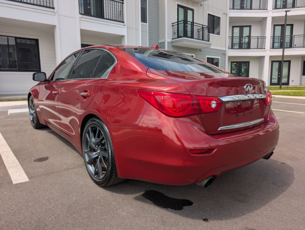 2015 INFINITI Q50 Image 10