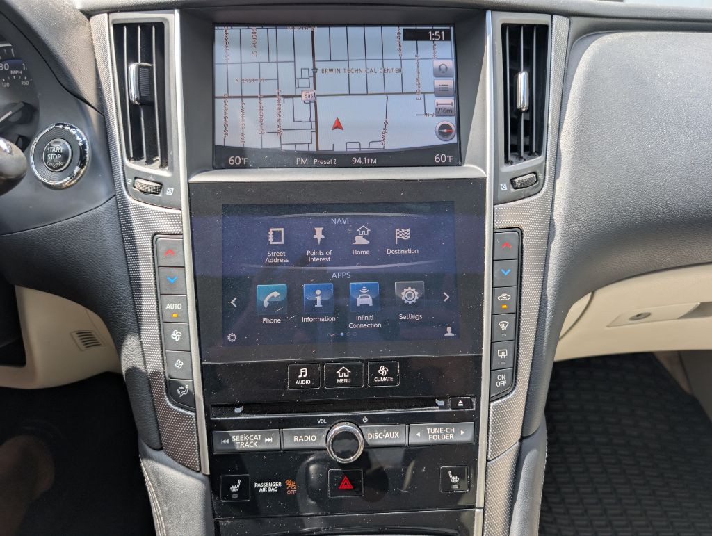 2015 INFINITI Q50 Image 33