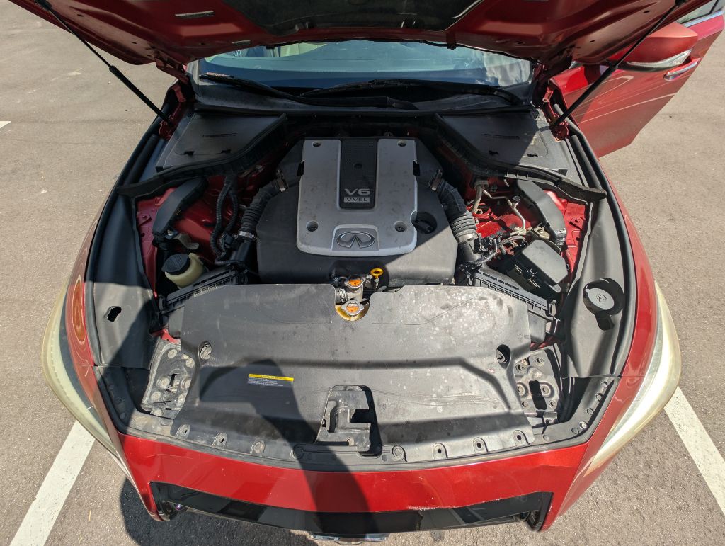 2015 INFINITI Q50 Image 38
