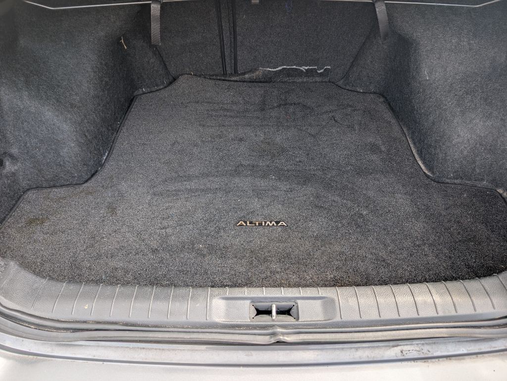 2016 Nissan Altima Image 11