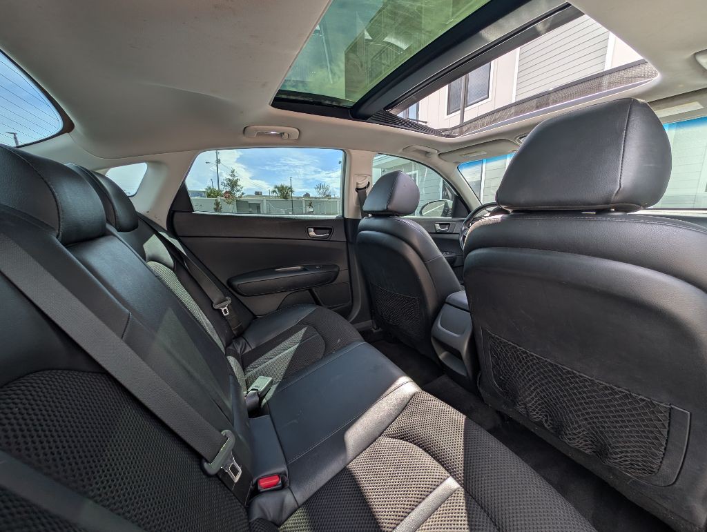 2019 Kia Optima Image 21