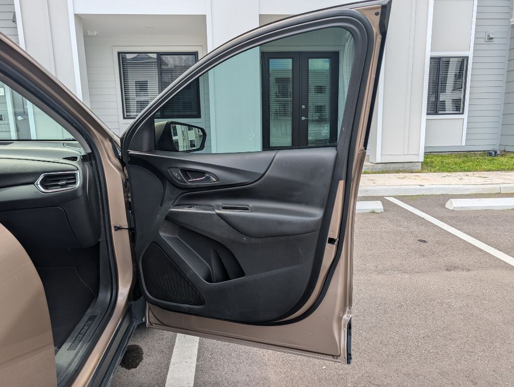 2018 Chevrolet Equinox Image 25