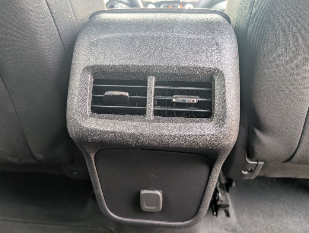 2018 Chevrolet Equinox Image 28