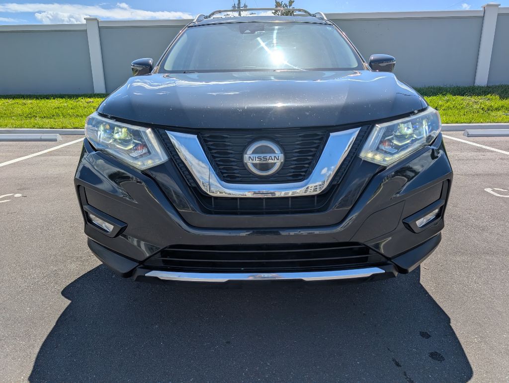2018 Nissan Rogue Image 2
