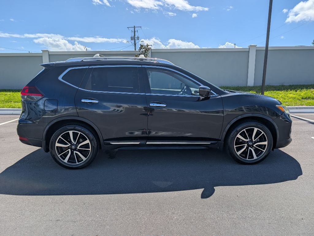 2018 Nissan Rogue Image 6