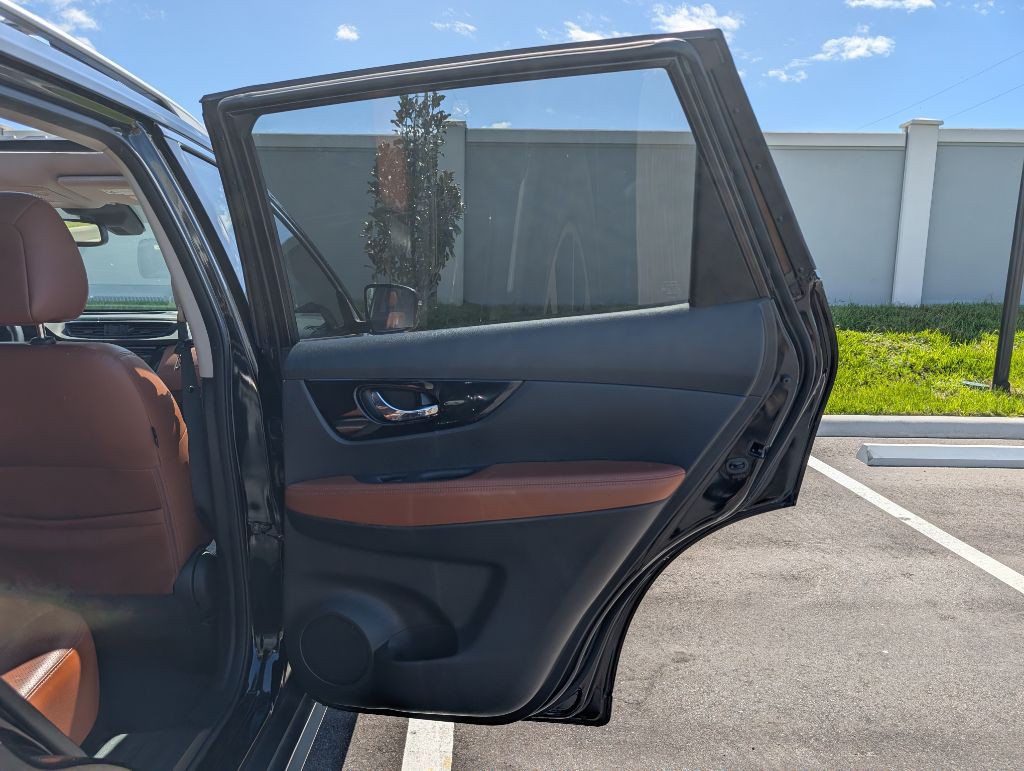 2018 Nissan Rogue Image 22
