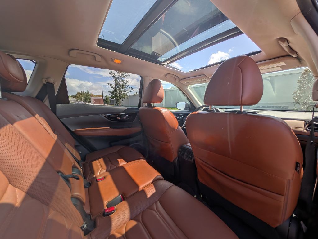 2018 Nissan Rogue Image 23