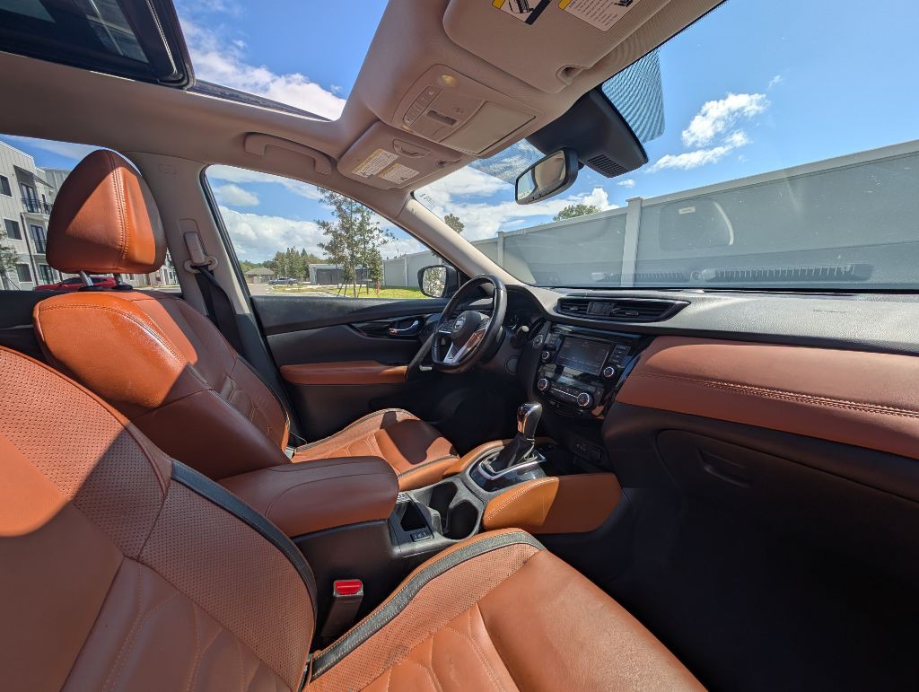 2018 Nissan Rogue Image 26