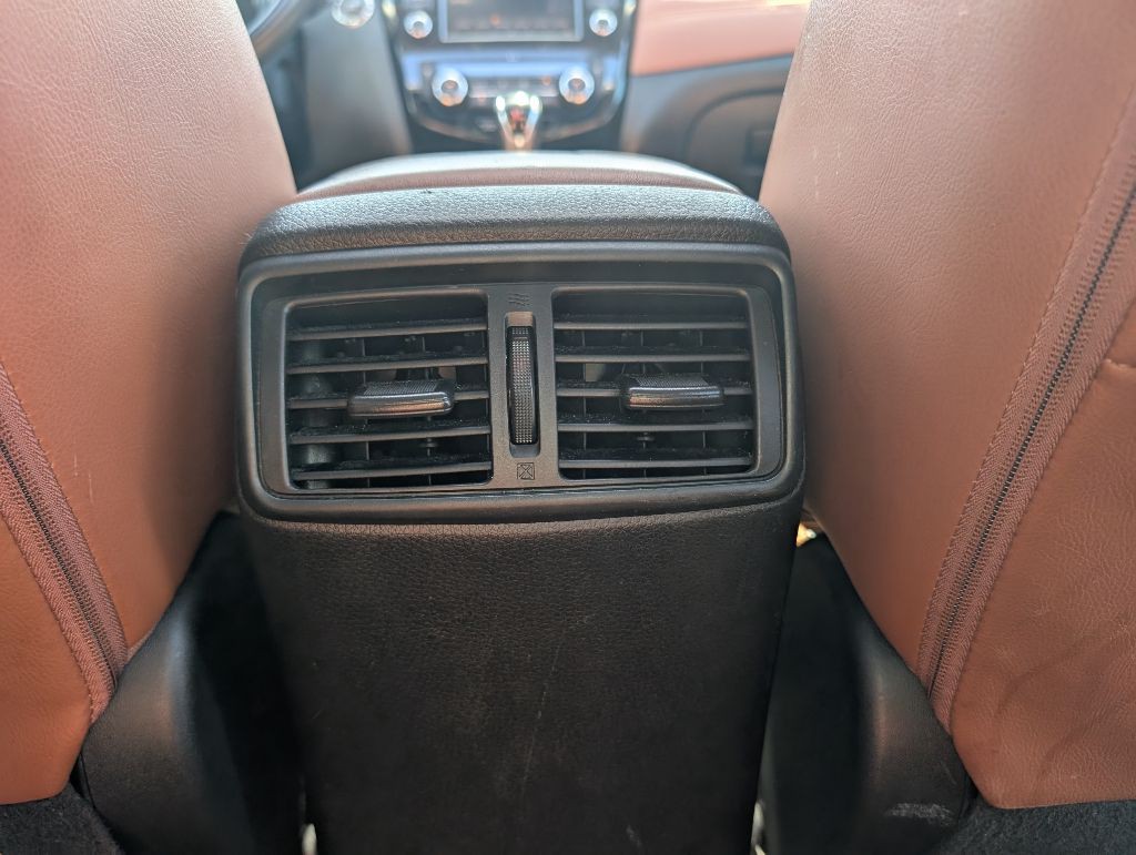 2018 Nissan Rogue Image 29