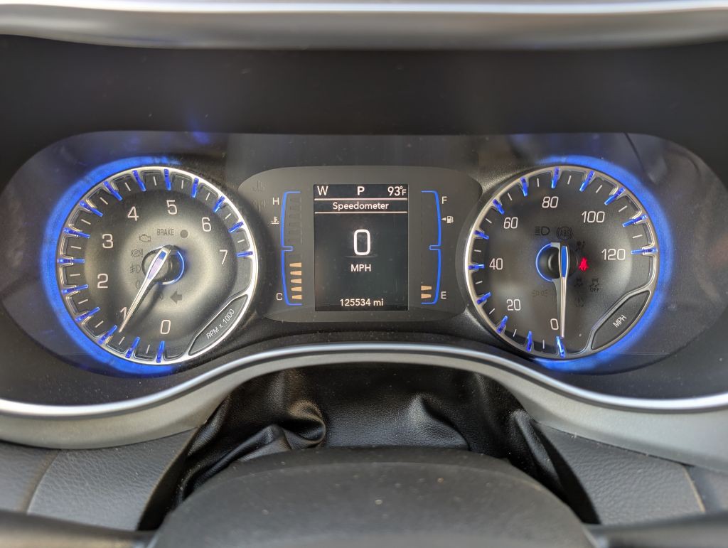 2018 Chrysler Pacifica Image 37
