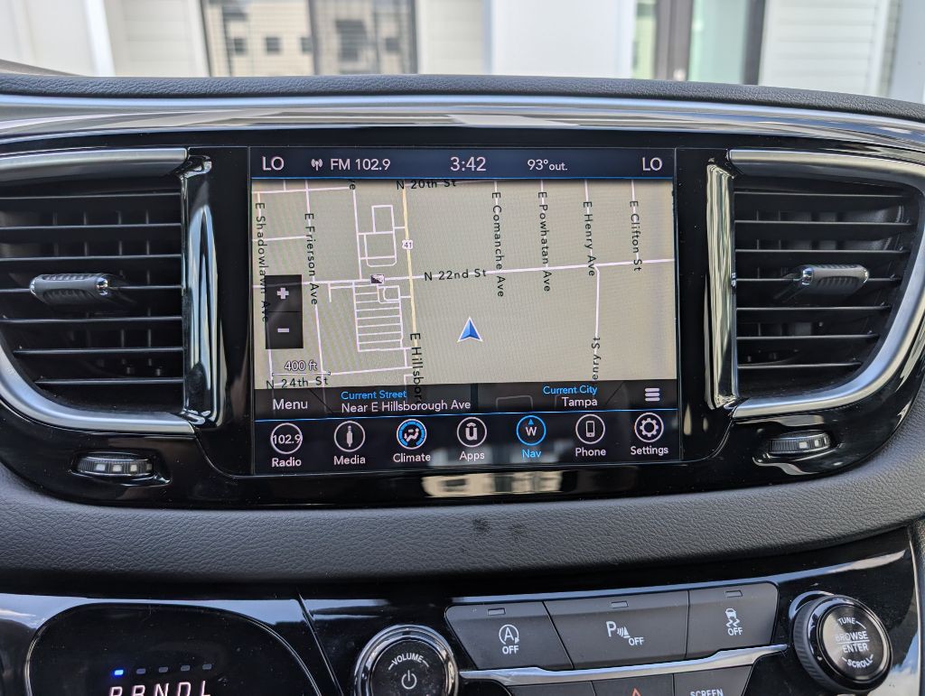 2018 Chrysler Pacifica Image 40