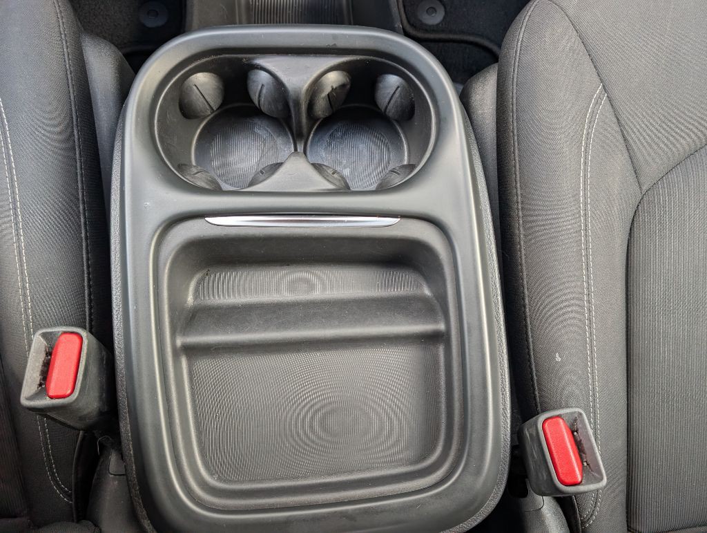 2018 Chrysler Pacifica Image 44