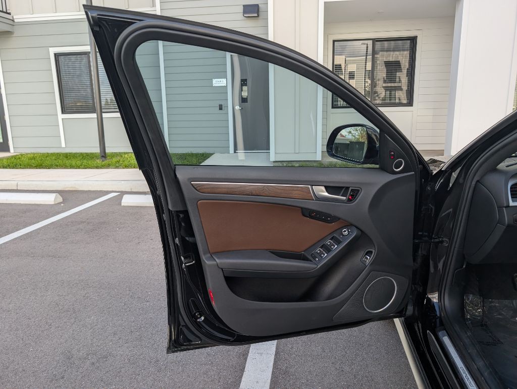 2016 Audi A4 Image 15