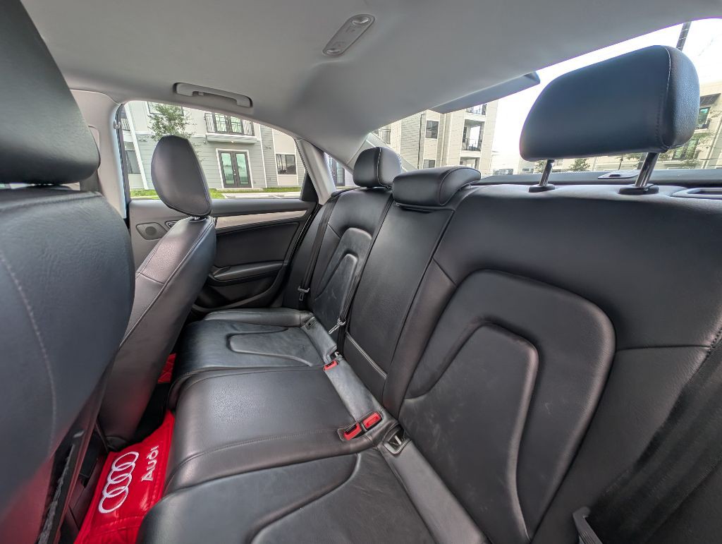 2016 Audi A4 Image 19