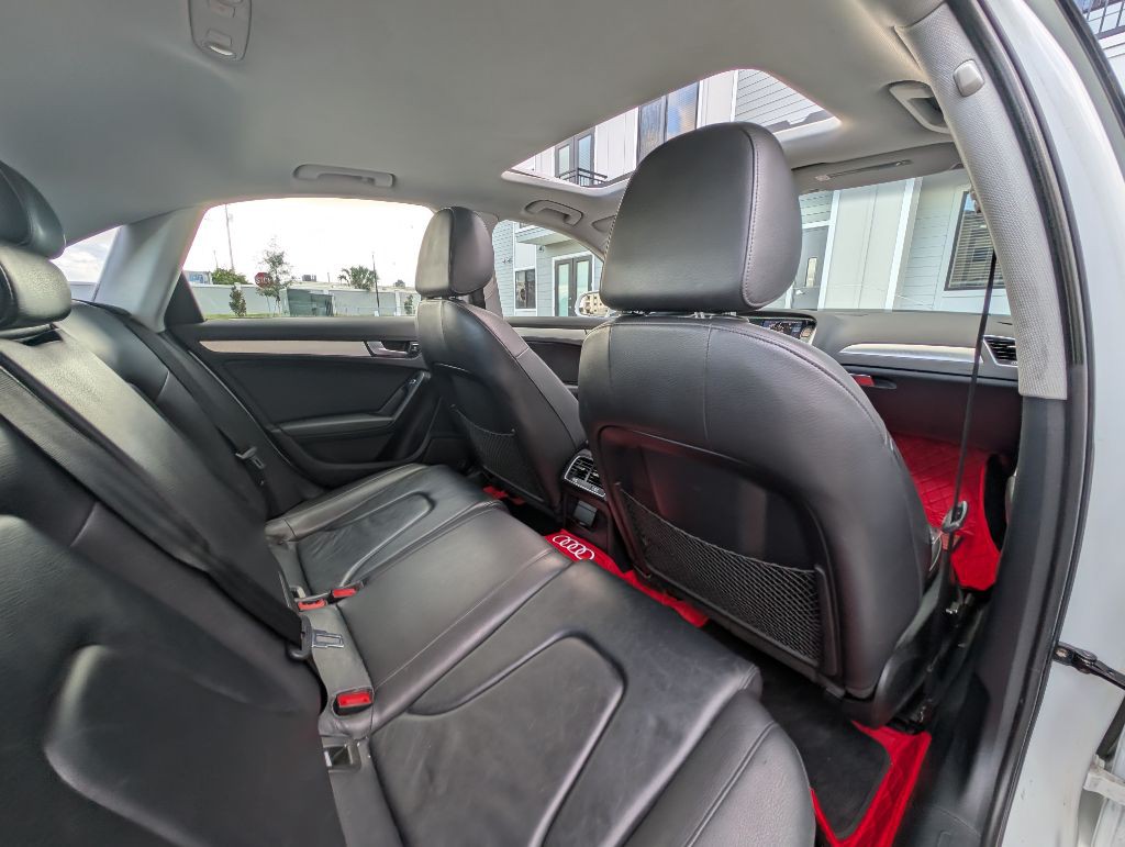2016 Audi A4 Image 21