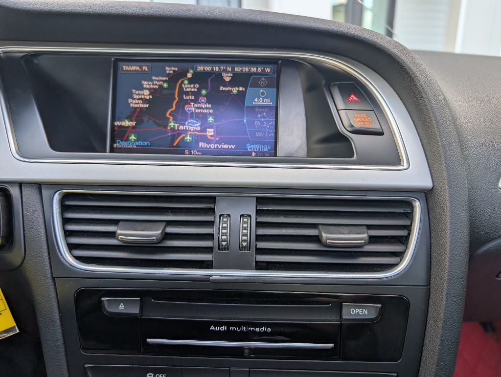 2016 Audi A4 Image 33