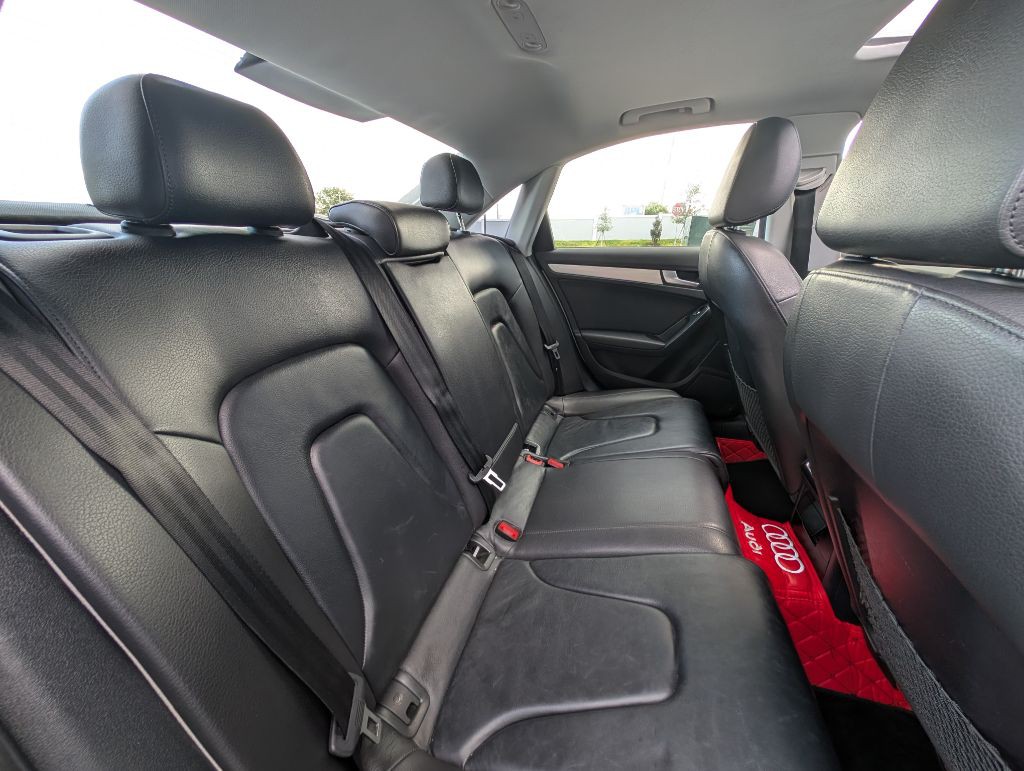 2016 Audi A4 Image 21