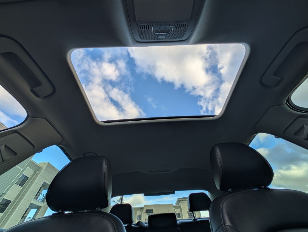 2016 Audi A4 Image 25