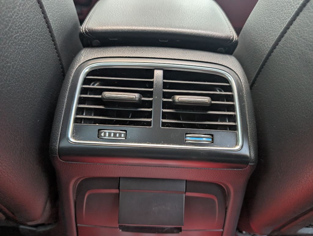 2016 Audi A4 Image 27