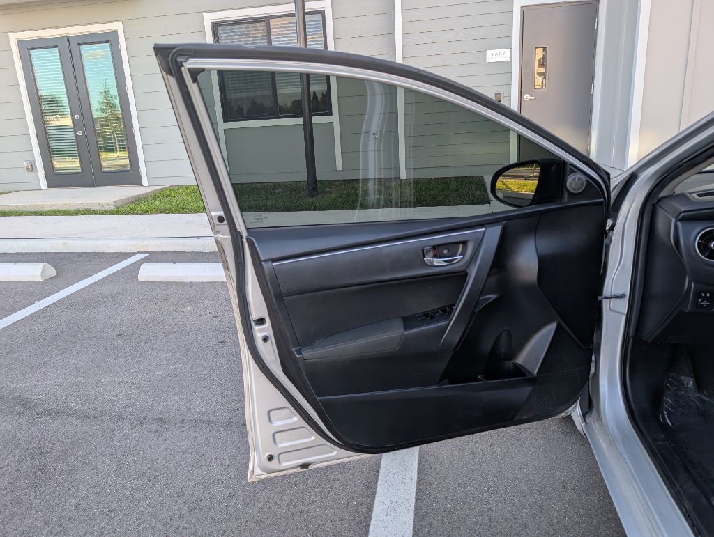 2018 Toyota Corolla Image 11