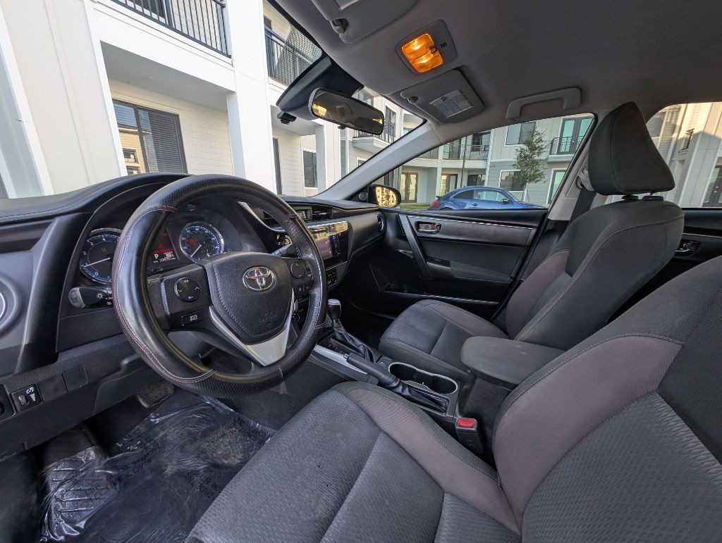 2018 Toyota Corolla Image 12