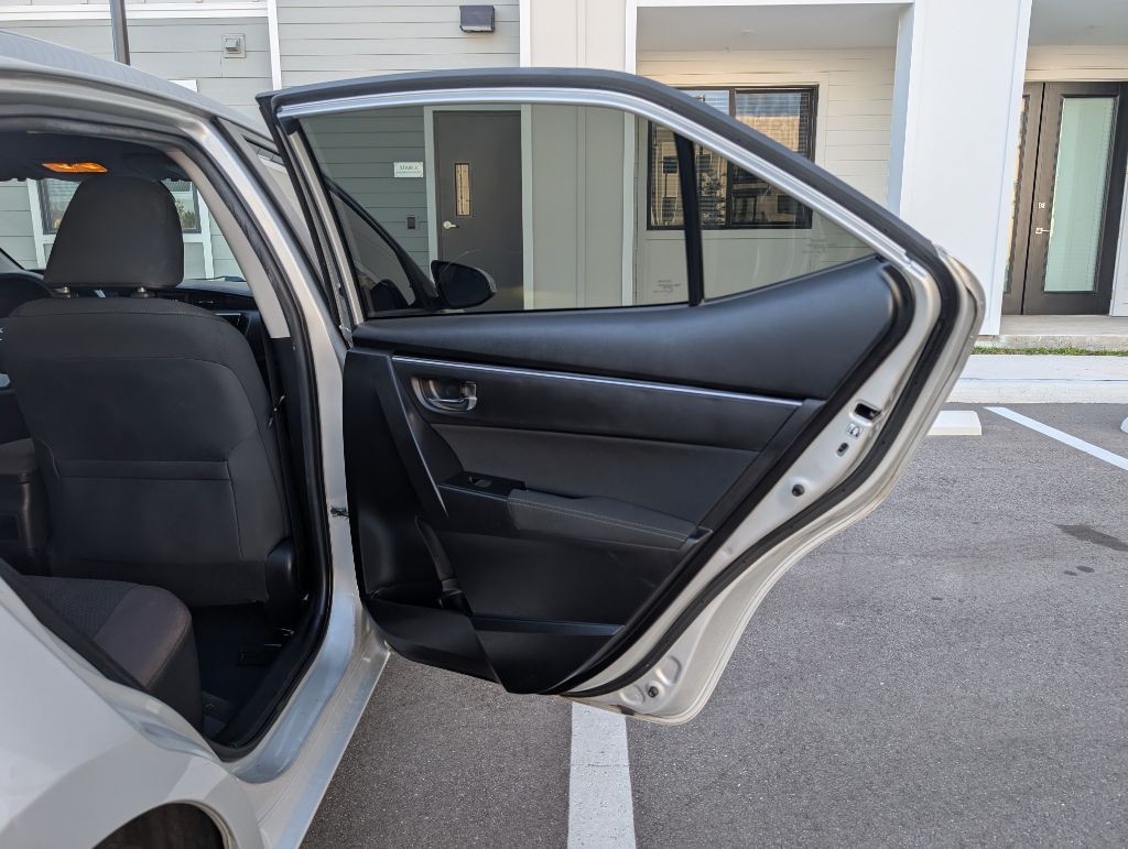 2018 Toyota Corolla Image 17