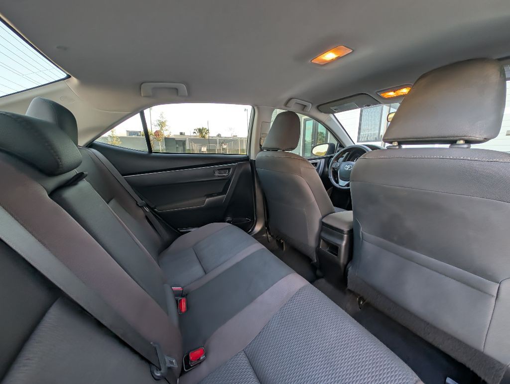 2018 Toyota Corolla Image 19