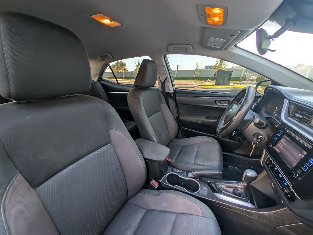 2018 Toyota Corolla Image 22