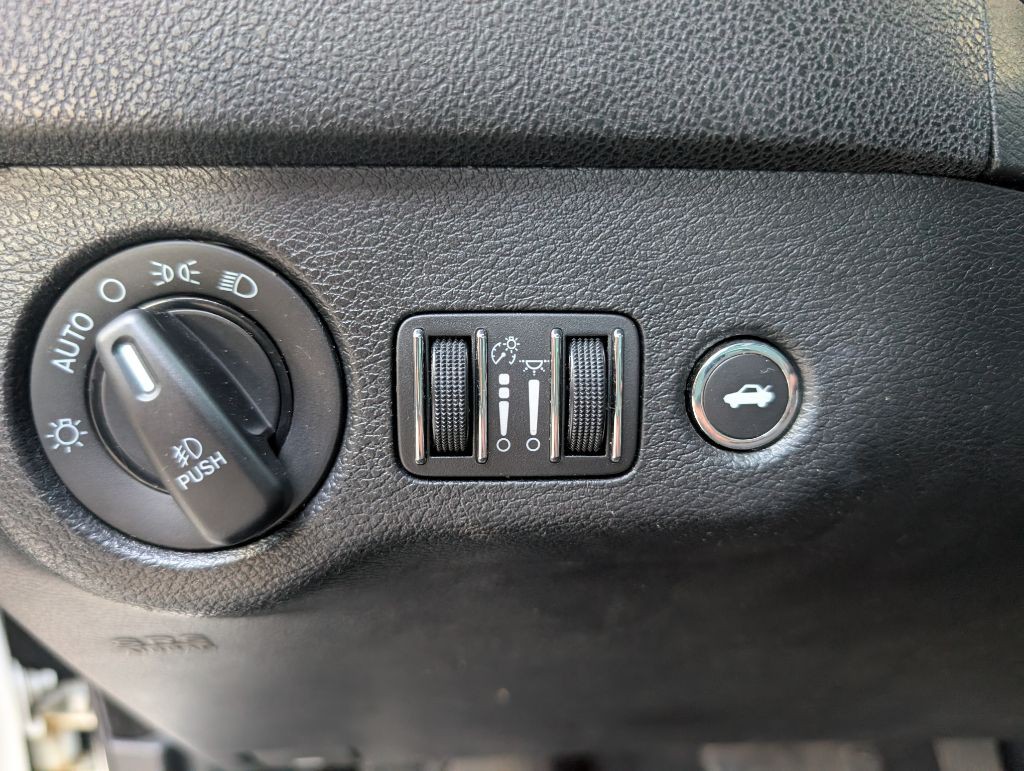 2019 Dodge Charger Image 29