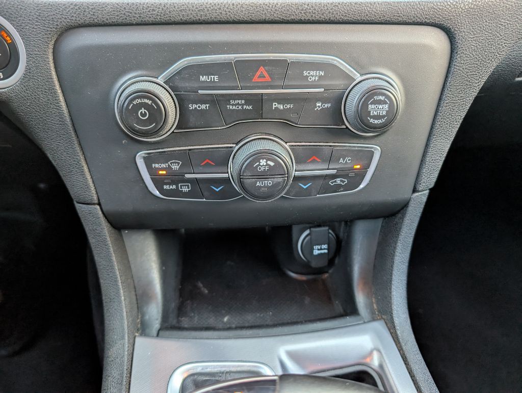 2019 Dodge Charger Image 32
