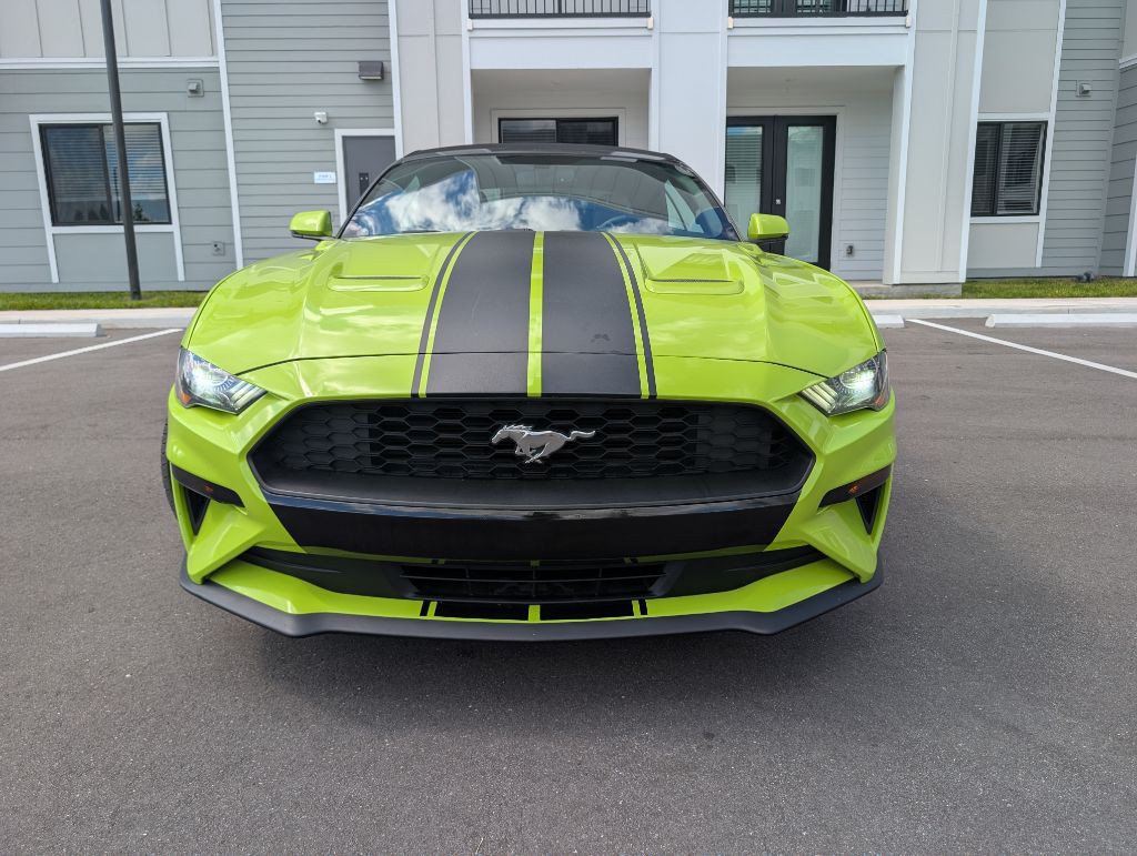 2020 Ford Mustang Image 2