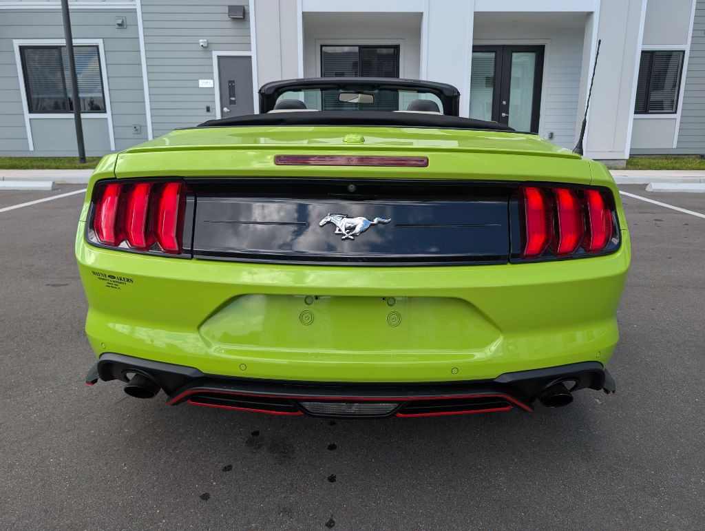 2020 Ford Mustang Image 18