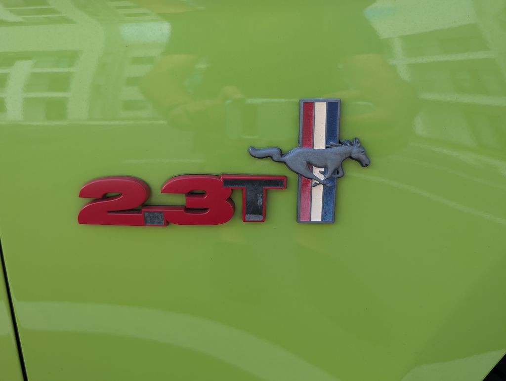 2020 Ford Mustang Image 32