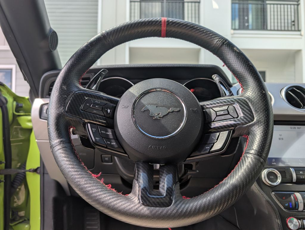 2020 Ford Mustang Image 37