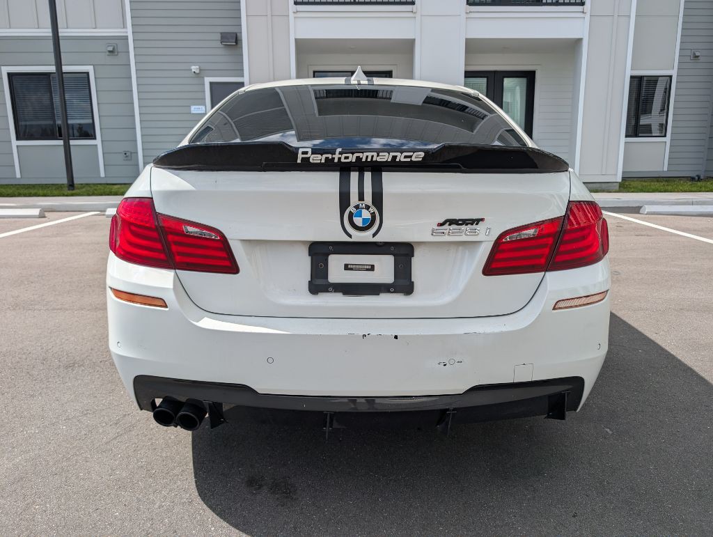 2013 BMW 5 Series Image 7