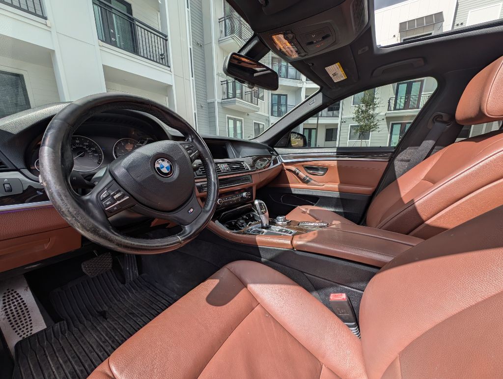 2013 BMW 5 Series Image 12