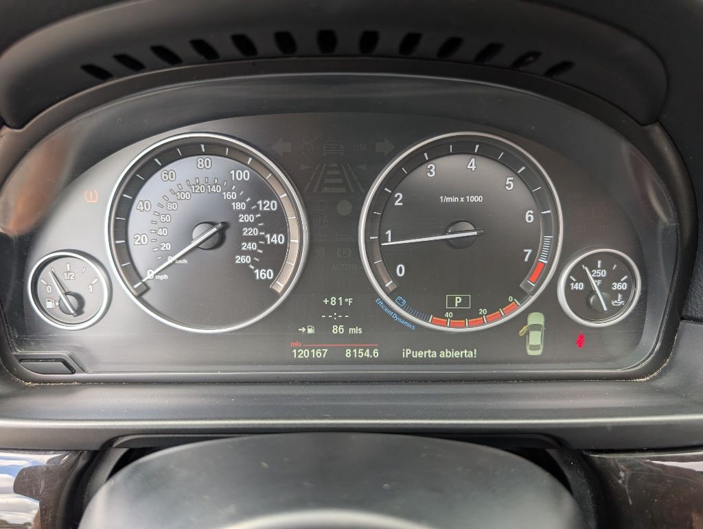 2013 BMW 5 Series Image 29