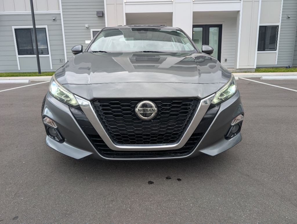 2019 Nissan Altima Image 2