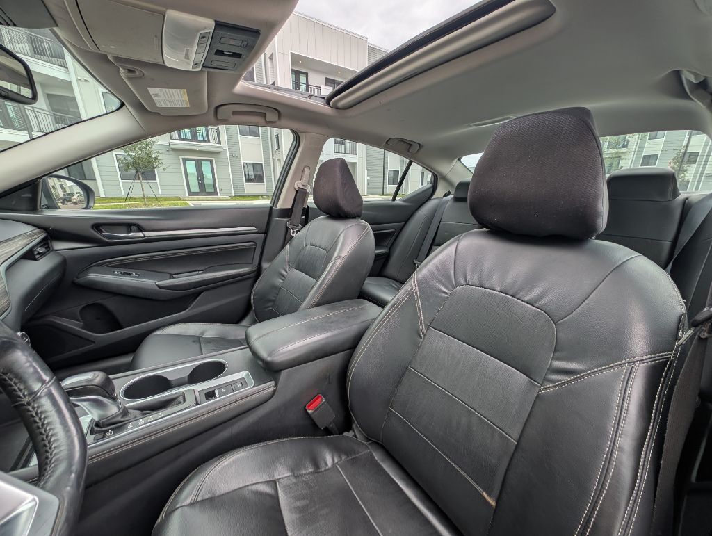 2019 Nissan Altima Image 13
